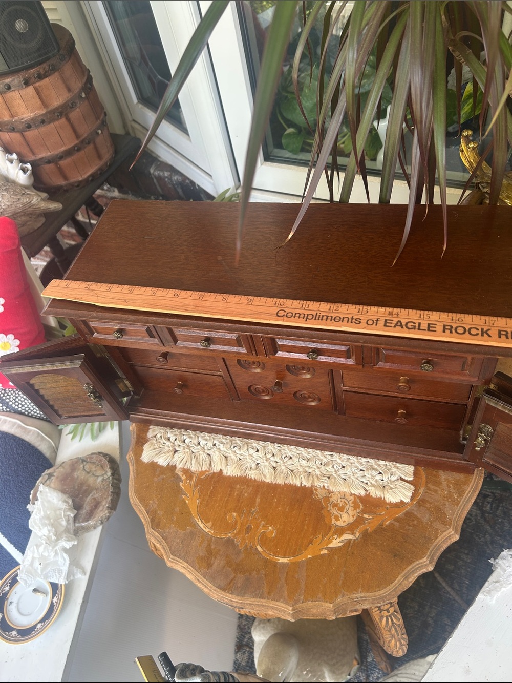 Vintage Wooden Jewelry Box - Picture 14 of 16